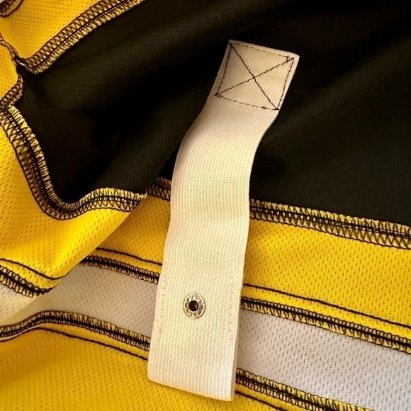 Men’s Happy Gilmore #18 Hockey Jersey - Size 2XL - NWOT - Picture 8 of 9